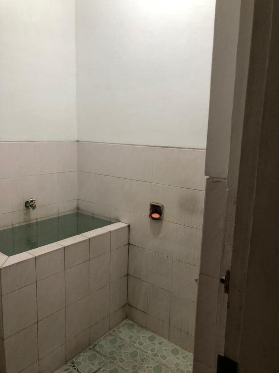 Oyo 90482 Rumah Oma Syariah Kupang  Екстериор снимка