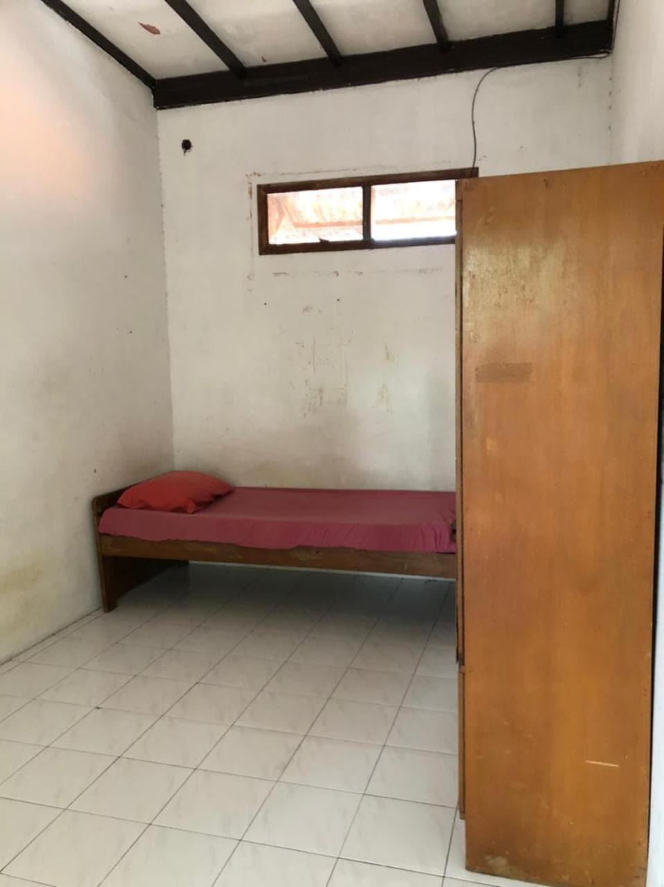 Oyo 90482 Rumah Oma Syariah Kupang  Екстериор снимка